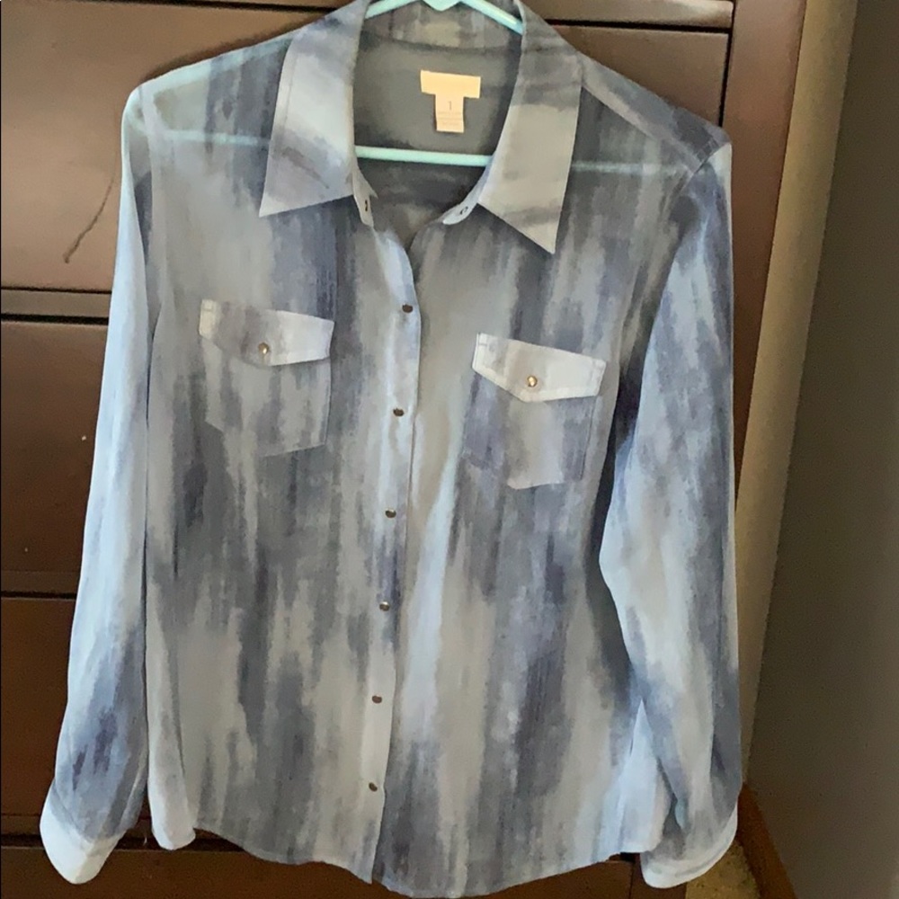 Chico’s long sleeve sheer top in blue tones.